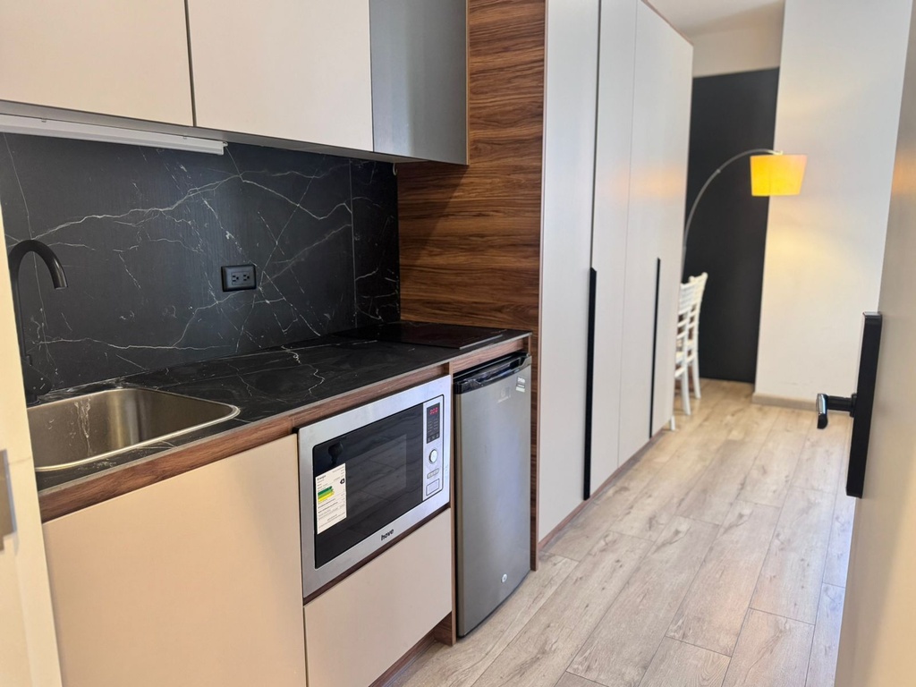 Estudio en Venta con Excelente Ubicación Sector República del Salvador