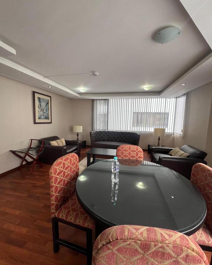 Casa con Ubicación Estratégica Sector La Carolina