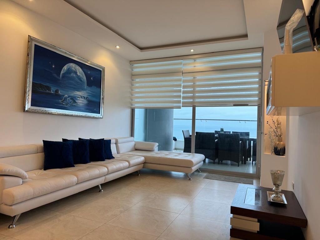 Departamento con Increíble Vista al Mar de 2 Dormitorios en Venta Tonsupa