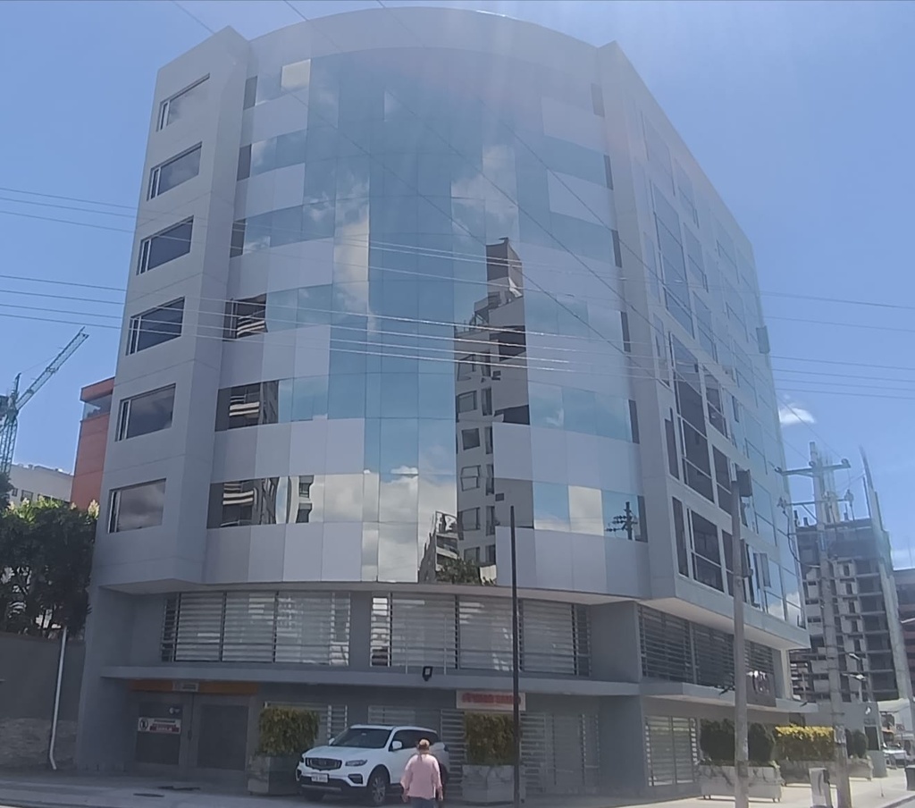 Departamento con Ubicación Estratégica en Alquiler Sector La Carolina 