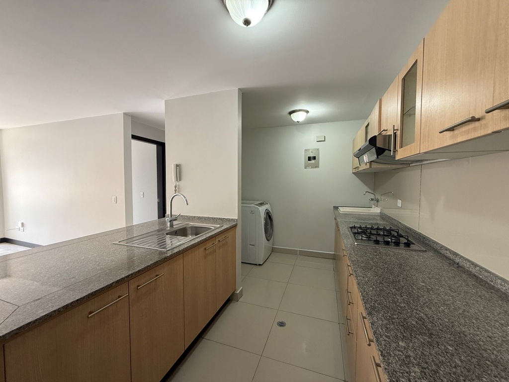Suite en Venta de Oportunidad Sector La Paz