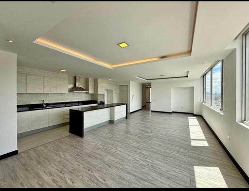 [Edificio Tennis Park VI - RC] Departamento con Hermosa Vista en Venta Sector Quito Tenis