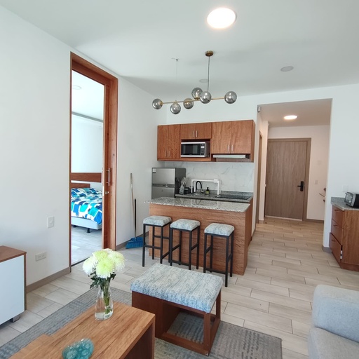 [Edificio Alba Suite - RC] Suite con Excelente Ubicación en Alquiler Sector Cumbayá