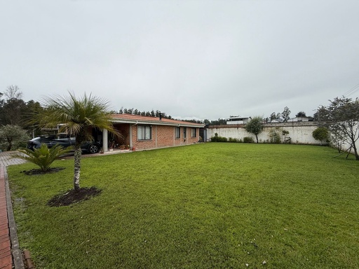 [Alangasi casa con piscina - RC] Casa con Piscina en Venta Sector Alangasí la Floresta de la Merced