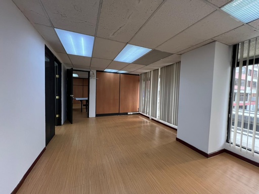 [Gabriela 3 - RC] Oficina con Excelente Ubicación en Alquiler Sector República del Salvador