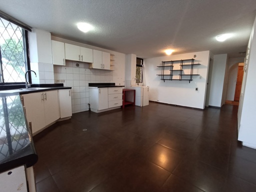[Edificio Vanessa - RC] Venta de Departamento con Excelente Ubicación en el sector Iñaquito