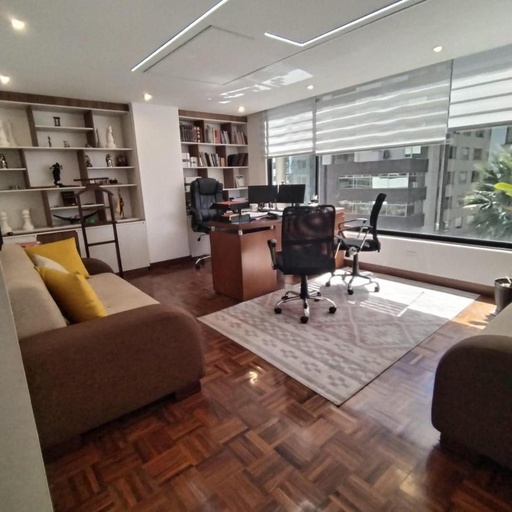 [Gabriela 3 -RC] Oficina con Excelente Ubicación en Venta Sector República del Salvador