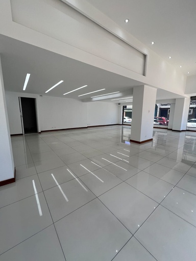 [Edificio Saldaña Local-RC] Local con Excelente Ubicación  Sector La Mariscal  