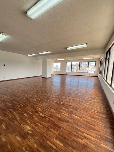 [Edificio Saldaña 7A-RC] Oficina con Hermosa Vista en Alquiler Sector La Mariscal 